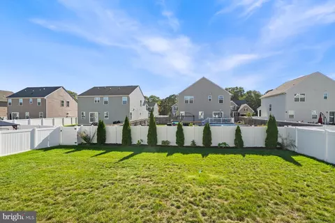 Exterior - 19 Circle Dr, Sicklerville, NJ 08081 photo 6 of 6
