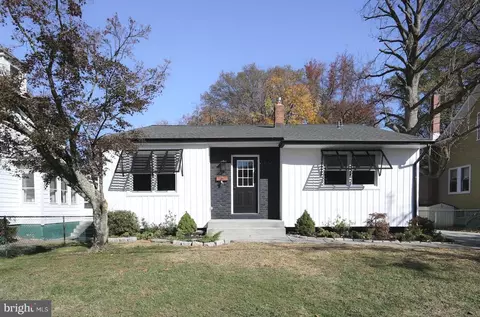 405 E Melrose Ave, Westmont, NJ 08108