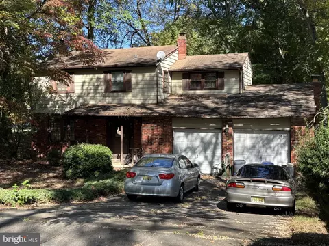 10 Mason Ct, Lindenwold, NJ 08021
