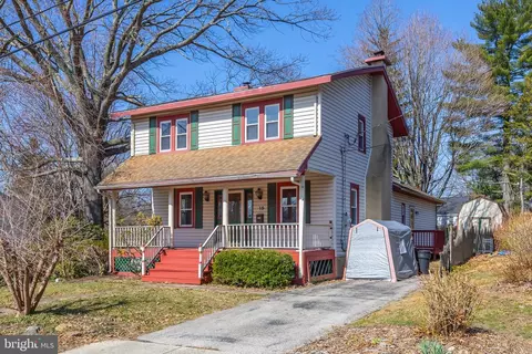 15 Yale Ave, Stratford, NJ 08084