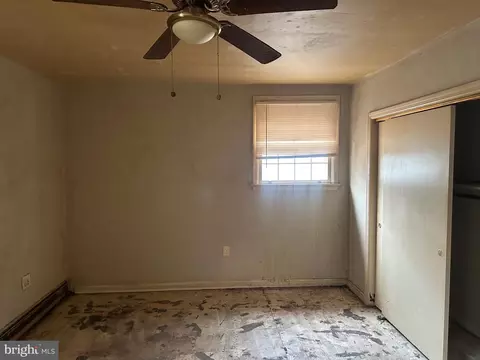220 Myrtle Ave, Lindenwold, NJ 08021 photo 8