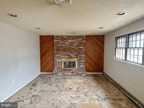 220 Myrtle Ave, Lindenwold, NJ 08021 photo 9