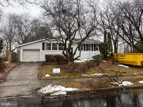 318 Chelten Pkwy, Cherry Hill, NJ 08034