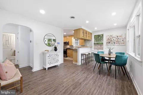 Entry Way - 404 Centre St, Haddonfield, NJ 08033 photo 1 of 3