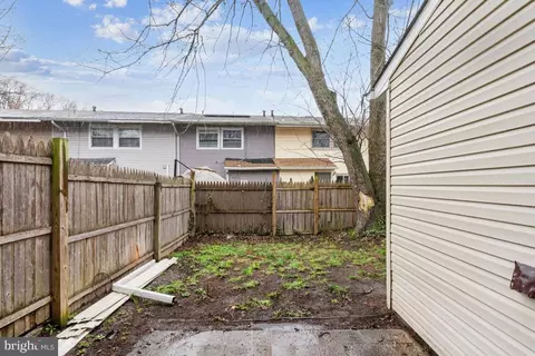 Exterior - 827 Elm Ave, Lindenwold, NJ 08021 photo 3 of 3