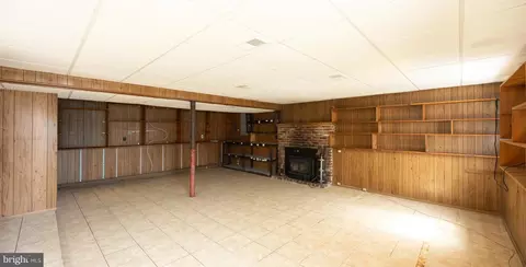 Living - 14 N Fork Rd, Clementon, NJ 08021 photo 6 of 6