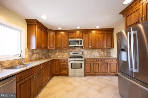 Kitchen - 14 N Fork Rd, Clementon, NJ 08021 photo 2 of 4