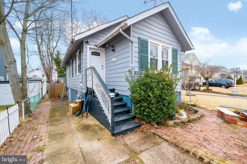 5318 Elvena Ave, Pennsauken, NJ 08109
