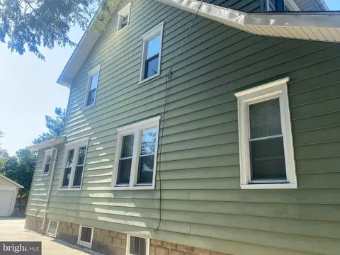 Exterior - 252 Rhoads Ave, Haddonfield, NJ 08033 photo 5 of 6