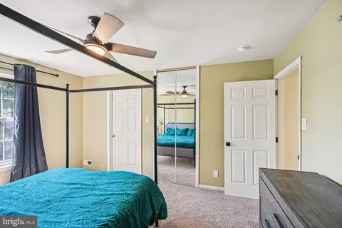 Bedroom - 32 Mill Stream Rd, Pine Hill, NJ 08021 photo 4 of 6