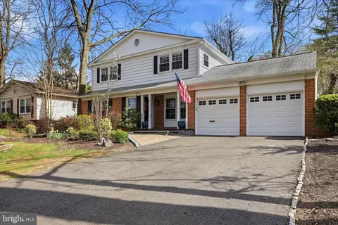 5 Windgate Rd, Cherry Hill, NJ 08003