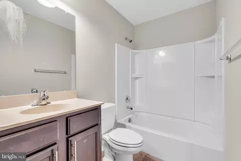 Entry Way - 3 Rowand Way E, Clementon, NJ 08021 photo 8 of 8