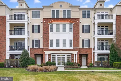 137 Plaza Grande, Cherry Hill, NJ 08002