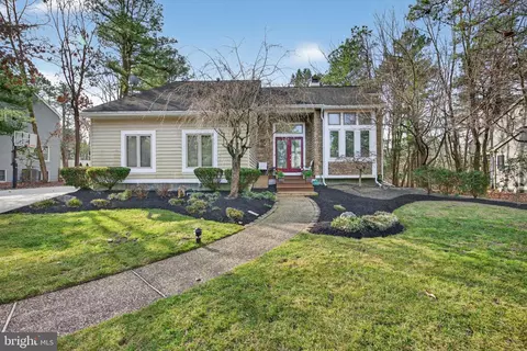 71 Forrest Hills Dr, Voorhees, NJ 08043