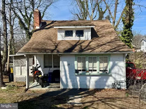 225 Union Ave, Runnemede, NJ 08078