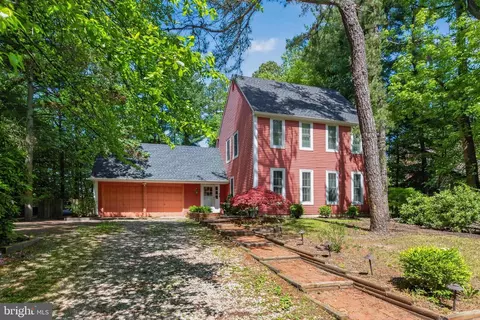 8 Battery Hill Dr, Voorhees, NJ 08043