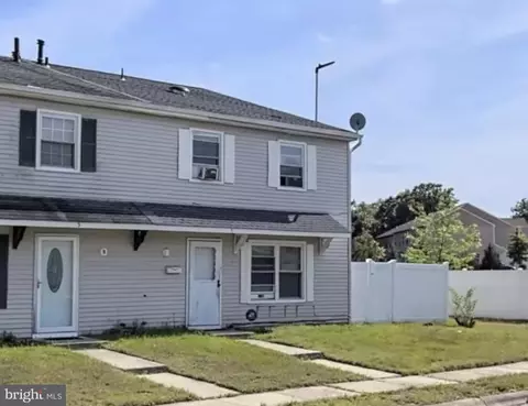 7 Lyric Ct, Sicklerville, NJ 08081