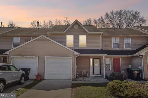 51 High Mdws, Sicklerville, NJ 08081