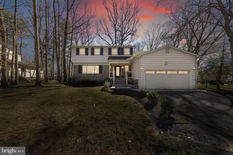 500 Tearose Ln, Cherry Hill, NJ 08003