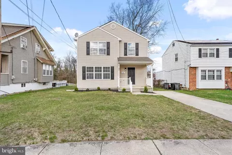 817 Green Ave, Mount Ephraim, NJ 08059