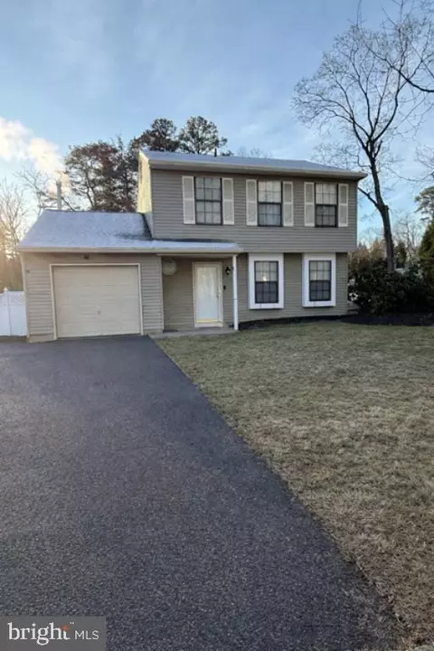 142 St Moritz Dr, Sicklerville, NJ 08081