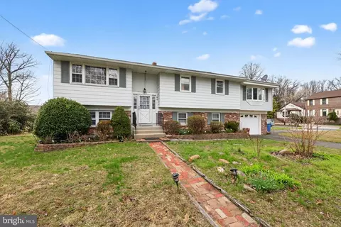 602 Woodland Ave, Cherry Hill, NJ 08002