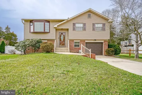 11 Franklin Ave, Berlin, NJ 08009