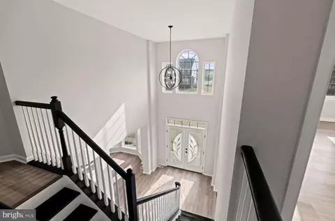 Entry Way - 4 Box Turtle Ln, Sicklerville, NJ 08081 photo 6 of 10