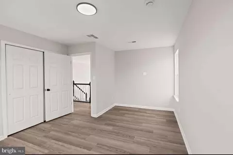 Entry Way - 4 Box Turtle Ln, Sicklerville, NJ 08081 photo 7 of 10