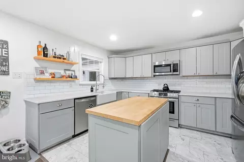 Kitchen - 422 Chapel Ave E, Cherry Hill, NJ 08034 photo 4 of 4