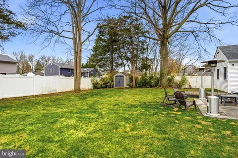 Exterior - 422 Chapel Ave E, Cherry Hill, NJ 08034 photo 5 of 8