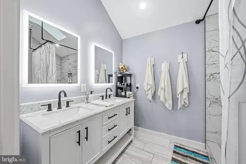 Bath - 422 Chapel Ave E, Cherry Hill, NJ 08034 photo 3 of 5