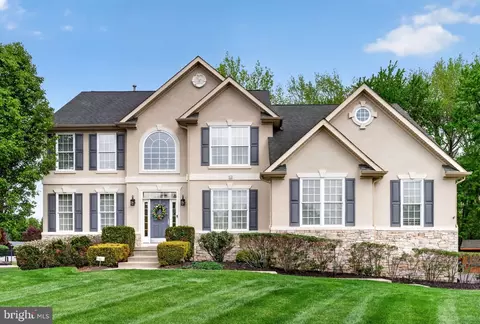 10 Laurel Wood Ct, Laurel Springs, NJ 08021