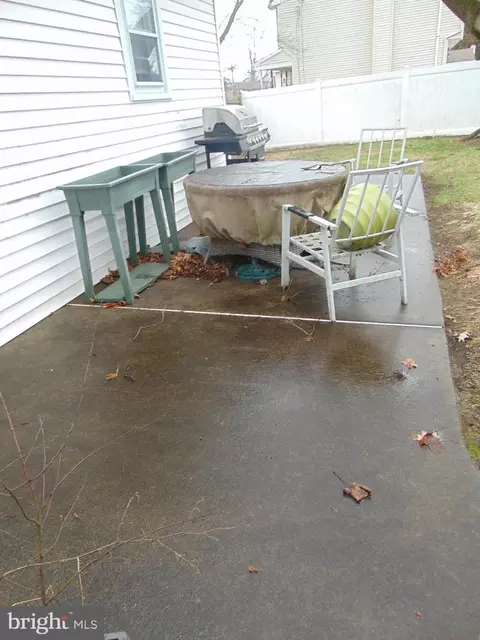 Exterior - 902 Glendora Ave, Glendora, NJ 08029 photo 2 of 4