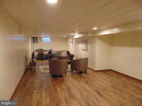 Living - 902 Glendora Ave, Glendora, NJ 08029 photo 2 of 2