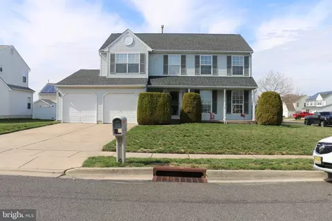 30 Sayre Dr, Sicklerville, NJ 08081
