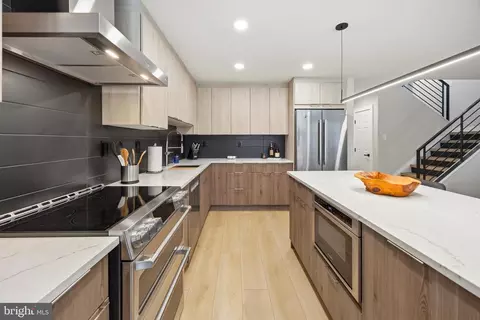 Kitchen - 15 Haddonfield Cmns #15, Haddonfield, NJ 08033 photo 3 of 3
