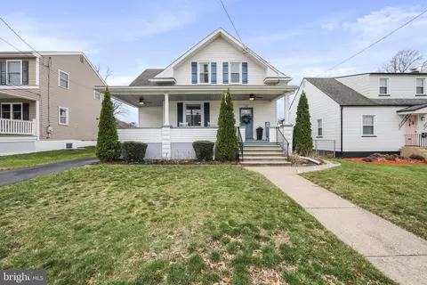 236 S Lecato Ave, Audubon, NJ 08106