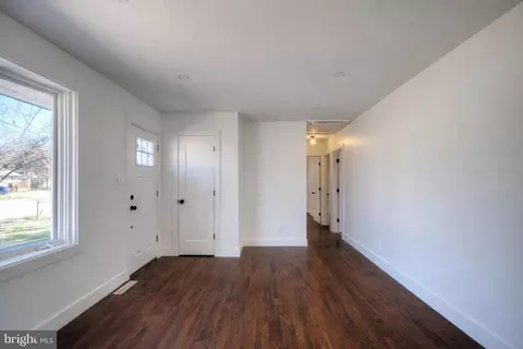 Entry Way - 25 Valley Dr, Pine Hill, NJ 08021 photo 1 of 6