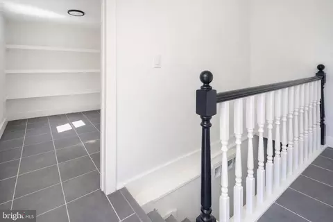 Entry Way - 25 Valley Dr, Pine Hill, NJ 08021 photo 3 of 6