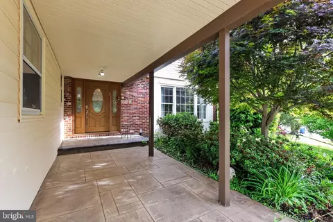 1 Bucknell Dr, Cherry Hill, NJ 08034