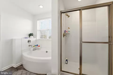 Bath - 1 Champlain St, Sicklerville, NJ 08081 photo 1 of 2