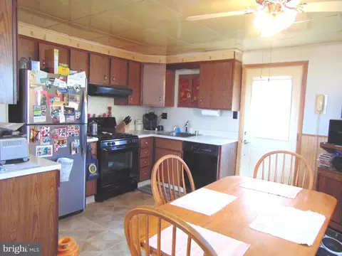 Kitchen - 123 Mitchell Ave, Runnemede, NJ 08078 photo 1 of 3
