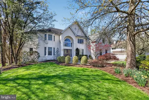 50 Cameo Dr, Cherry Hill, NJ 08003