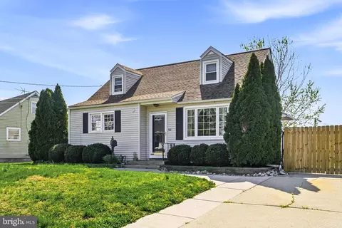 512 Cloverdale Rd, Blackwood, NJ 08012