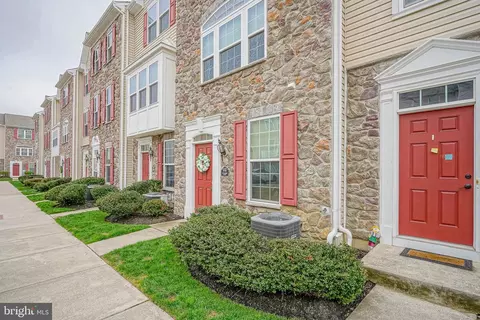 12 Tylers Ct, Somerdale, NJ 08083