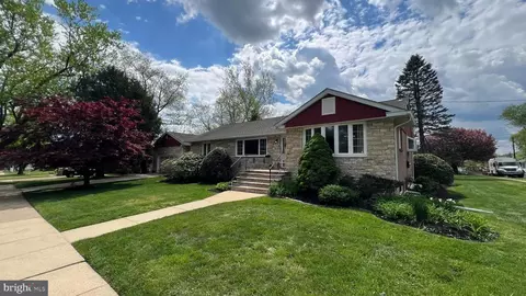 1101 S Browning Ave, Somerdale, NJ 08083