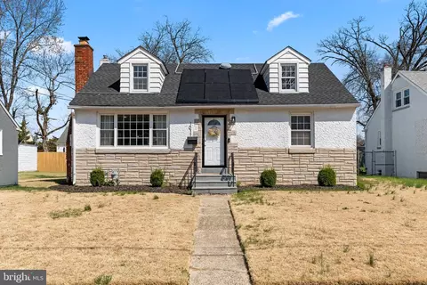 1011 Elmwood Ave, Blackwood, NJ 08012