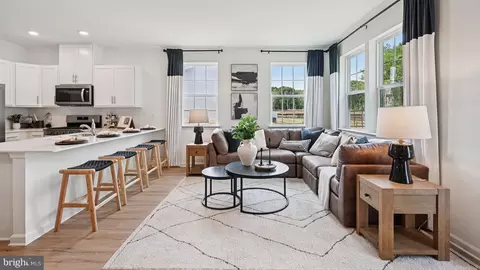 41 Robert Dr, Runnemede, NJ 08078