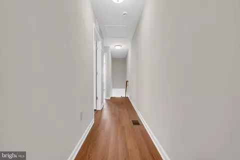 Entry Way - 16 Rowand Way E, Clementon, NJ 08021 photo 1 of 11